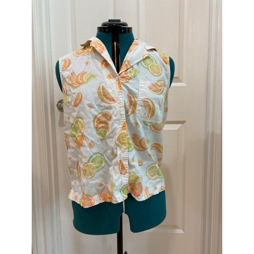 Vintage Women's Size XL Sliced Fruit Sleeveless Button Down